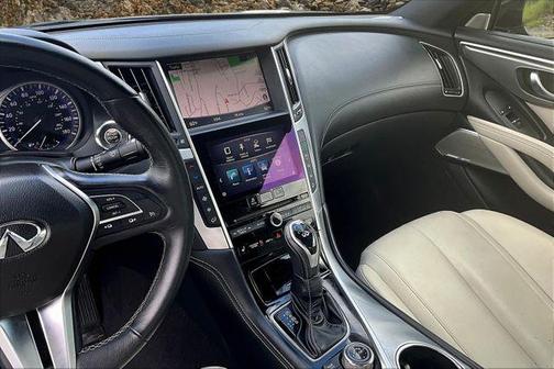 2017 INFINITI Q60 3.0T Premium