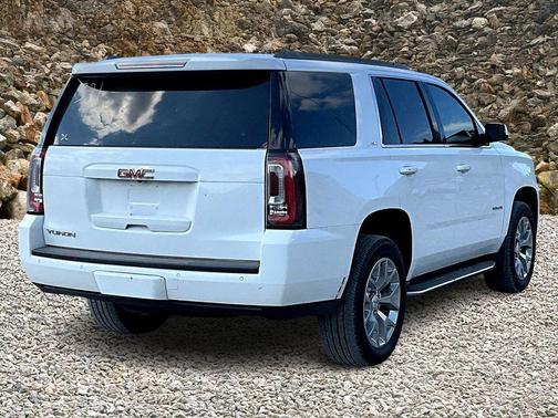 2016 GMC Yukon SLT