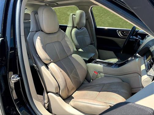 2017 Lincoln Continental Reserve