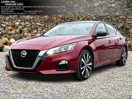 2022 Nissan Altima SR VC-Turbo FWD