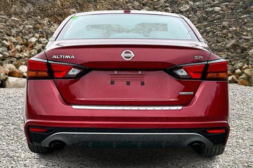 2022 Nissan Altima SR VC-Turbo FWD