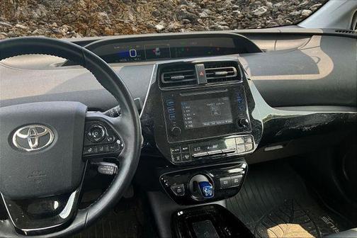 2019 Toyota Prius LE