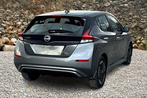 2023 Nissan Leaf SV PLUS 60 kWh