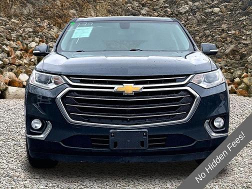 Graphite Metallic 2019 Chevrolet Traverse LT Leather