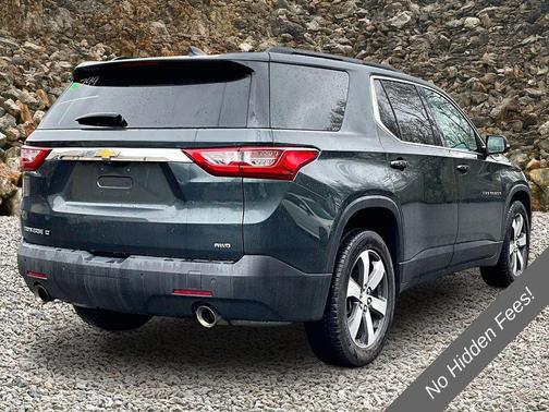 Graphite Metallic 2019 Chevrolet Traverse LT Leather