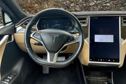 2015 Tesla Model S P85D