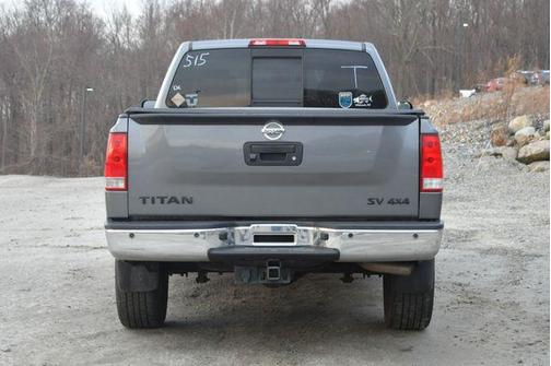 2015 Nissan Titan SV