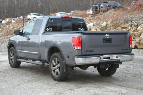 2015 Nissan Titan SV