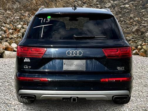 2017 Audi Q7 3.0T Premium