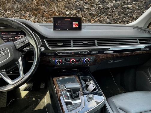 2017 Audi Q7 3.0T Premium