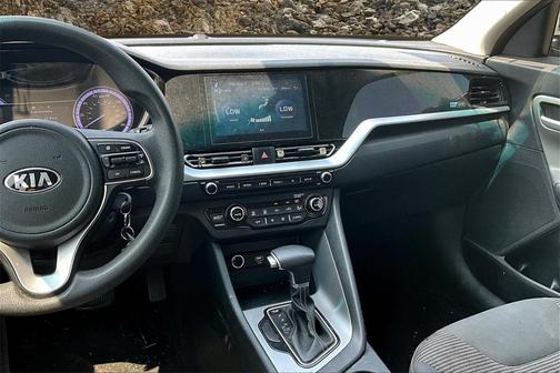 2020 Kia Niro LX