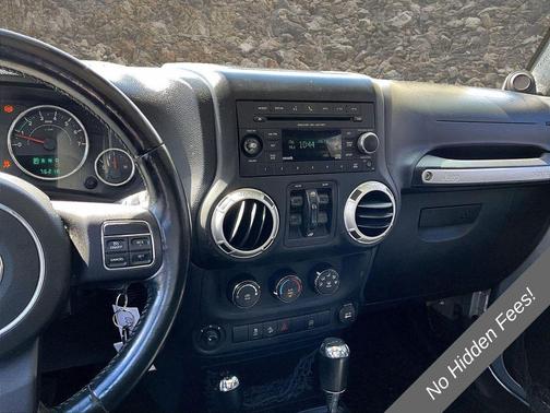 Bright Silver Metallic Clearcoat 2012 Jeep Wrangler Unlimited Rubicon