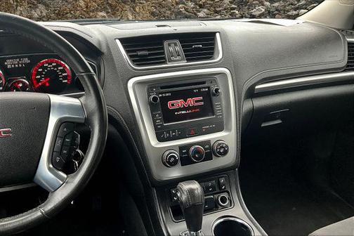 2016 GMC Acadia SLE-2