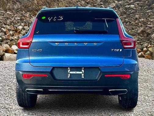 2020 Volvo XC40 T5 R-Design