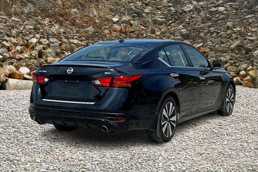 2021 Nissan Altima 2.5 SV
