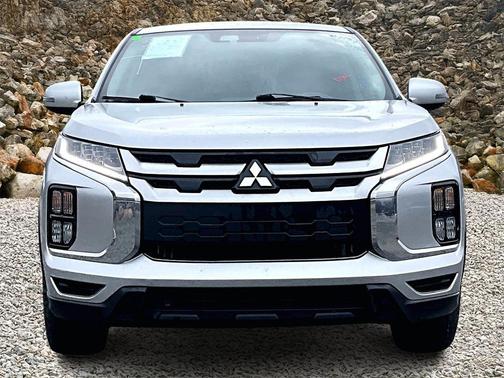 2020 Mitsubishi Outlander Sport SE