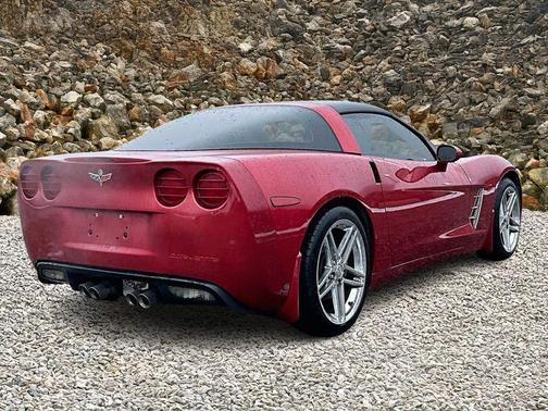 Magnetic Red Metallic 2005 Chevrolet Corvette Base