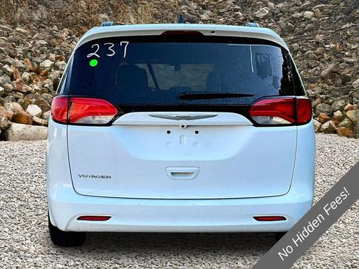 Bright White Clearcoat 2021 Chrysler Voyager LXI