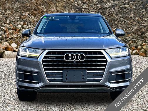 Graphite Gray Metallic 2018 Audi Q7 2.0T Premium Plus