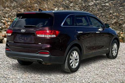 2016 Kia Sorento LX