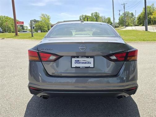 2023 Nissan Altima 2.5 SL