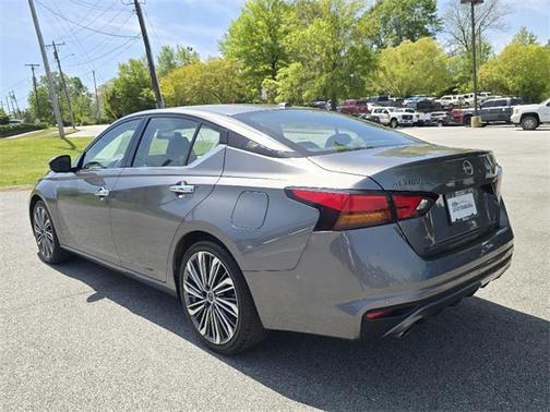 2023 Nissan Altima 2.5 SL