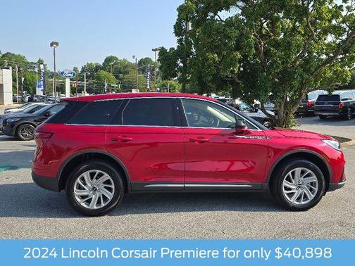2024 Lincoln Corsair Premiere