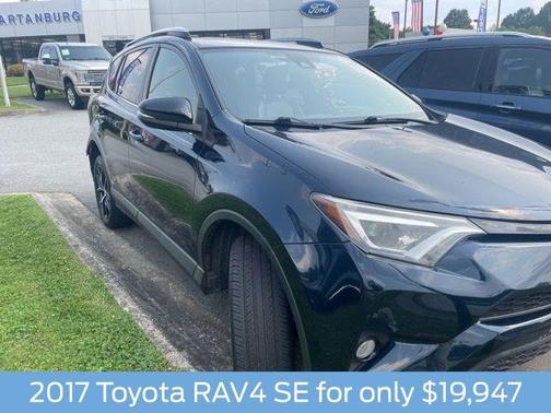 2017 Toyota RAV4 SE