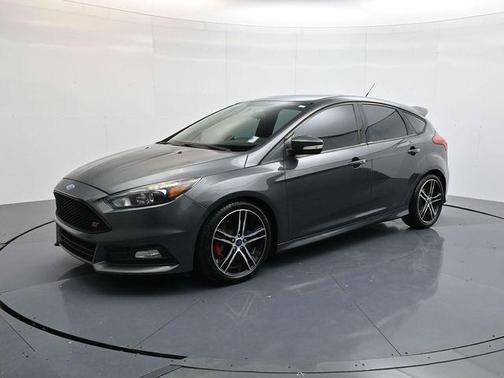 2018 Ford Focus ST ST