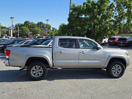 2017 Toyota Tacoma SR5