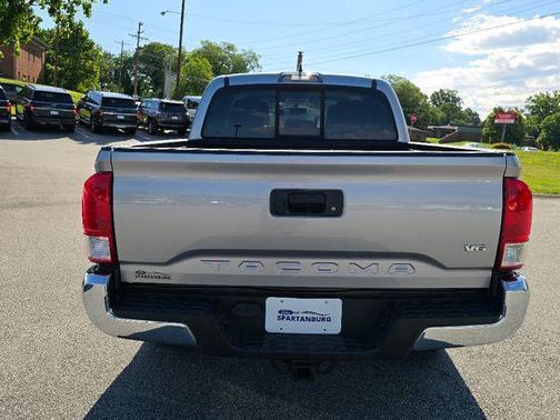 2017 Toyota Tacoma SR5