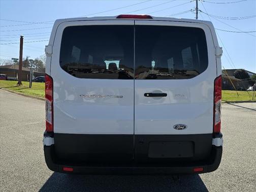 2022 Ford Transit-350 XLT