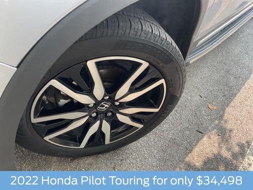 2022 Honda Pilot Touring 8-Passenger