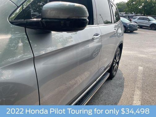 2022 Honda Pilot Touring 8-Passenger