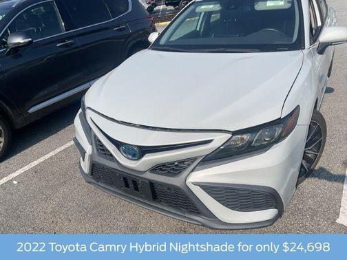 2022 Toyota Camry SE