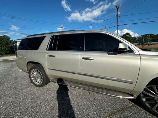 2015 Cadillac Escalade ESV Luxury