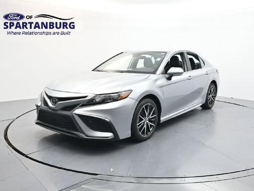 Celestial Silver Metallic 2023 Toyota Camry SE