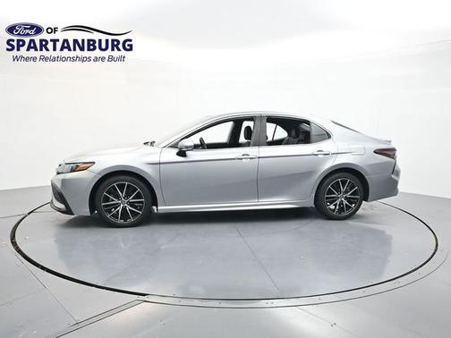 Celestial Silver Metallic 2023 Toyota Camry SE
