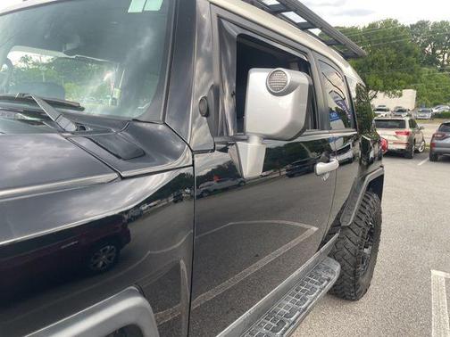 2014 Toyota FJ Cruiser Base