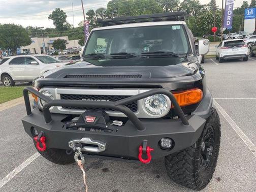 2014 Toyota FJ Cruiser Base