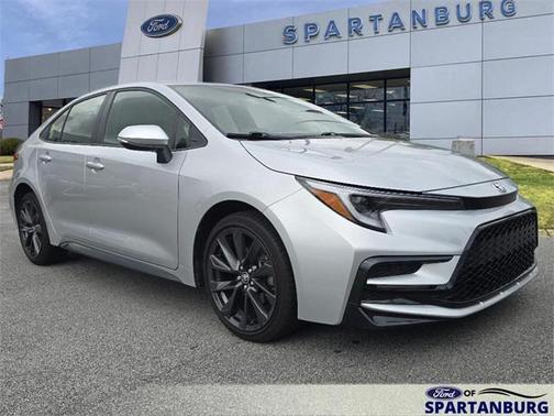 2024 Toyota Corolla Hybrid SE