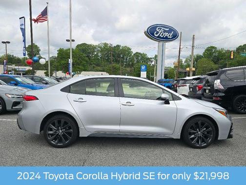 2024 Toyota Corolla Hybrid SE
