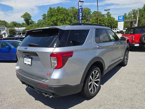 2023 Ford Explorer ST