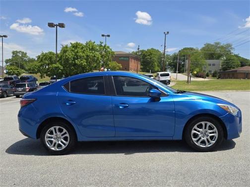 2018 Toyota Yaris iA Base