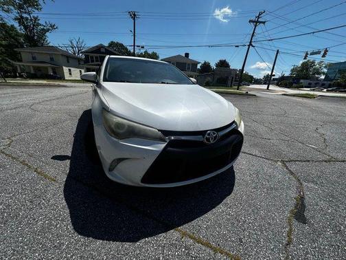 2016 Toyota Camry SE w/Special Edition Pkg