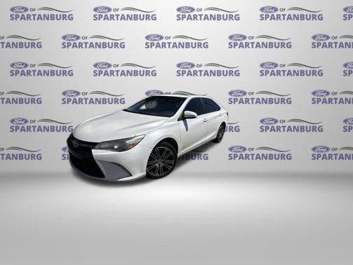 2016 Toyota Camry SE w/Special Edition Pkg