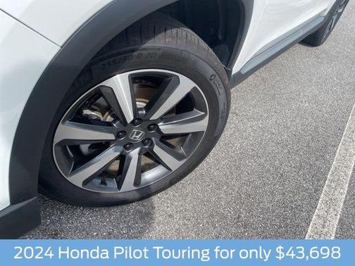 2024 Honda Pilot Touring 8-Passenger