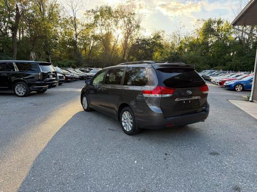 2012 Toyota Sienna Limited