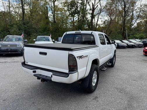 2015 Toyota Tacoma Base