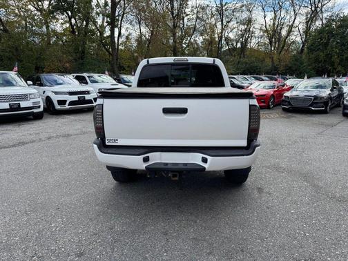 2015 Toyota Tacoma Base